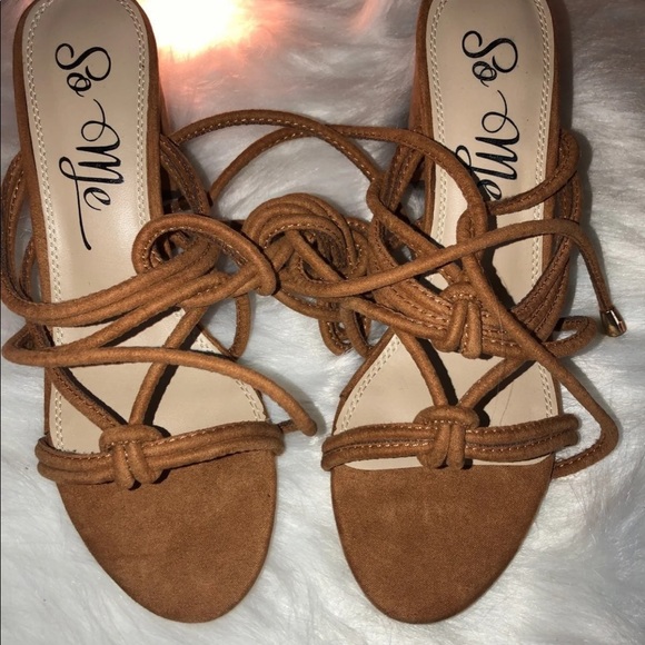 Bundle of heels - Picture 5 of 8